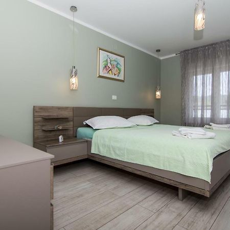 Apartman Marin Traù Esterno foto