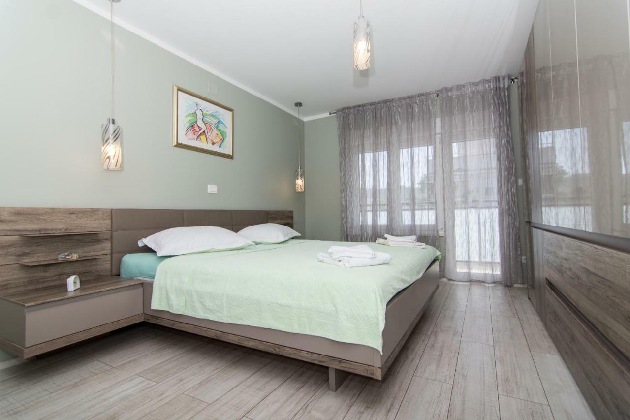 Apartman Marin Traù Esterno foto