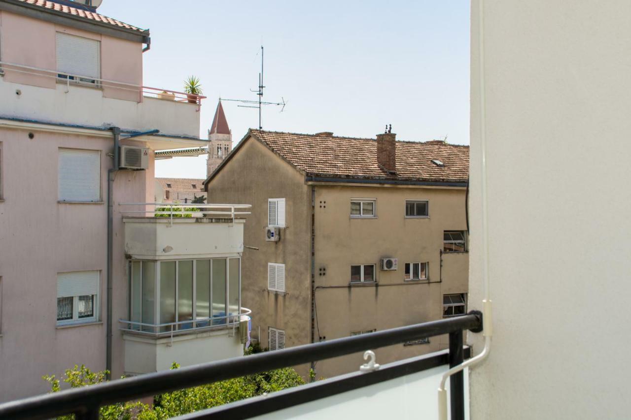 Apartman Marin Traù Esterno foto
